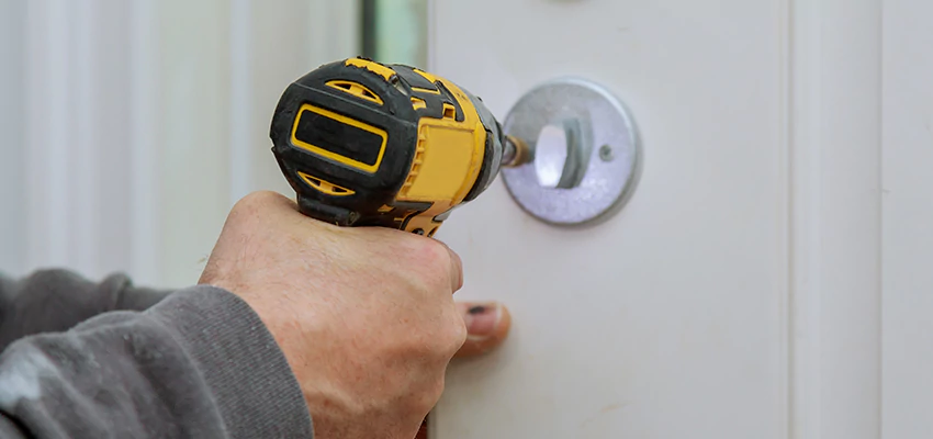 Street Locksmith For Smart Lock Repair in San Clemente, CA